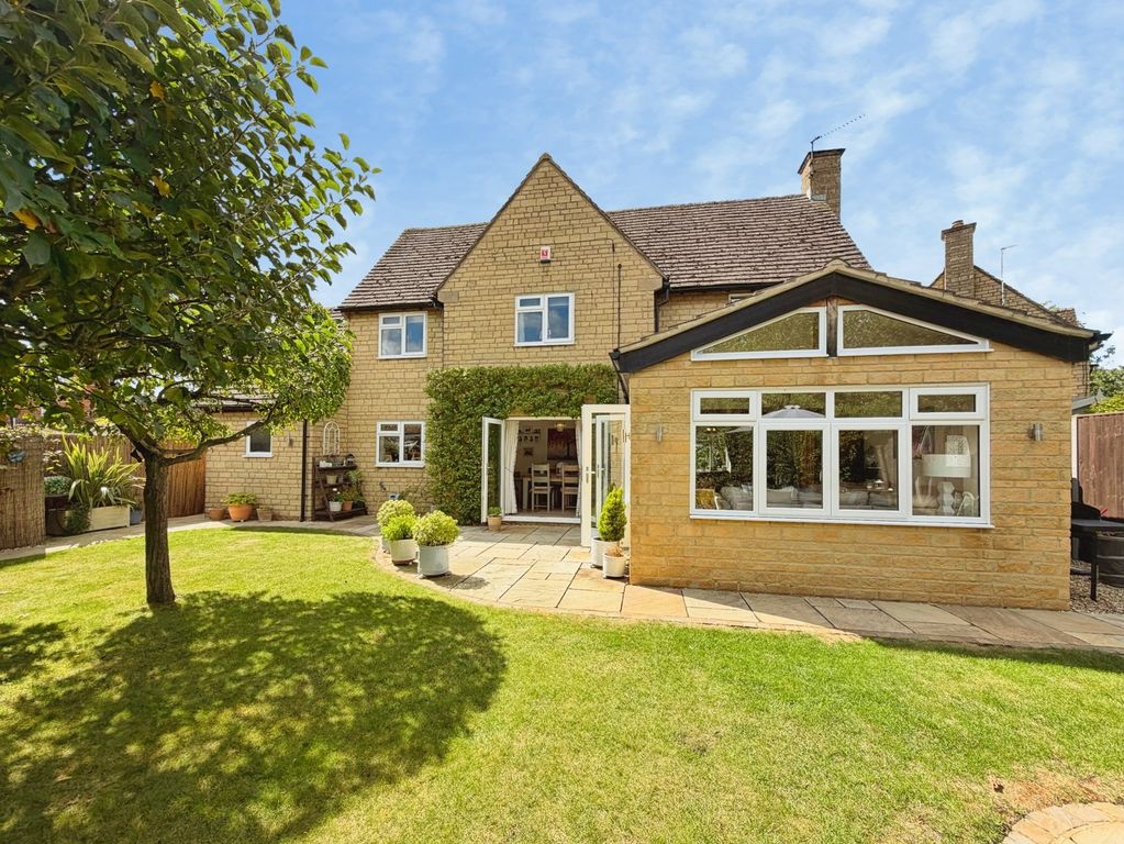 Property photo 1 of 29 Pbox-Img.Jpg