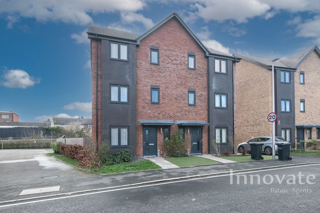 Property photo 1 of 17 Photo 16