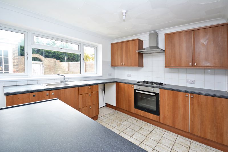 Property photo 2 of 11 Photo 7