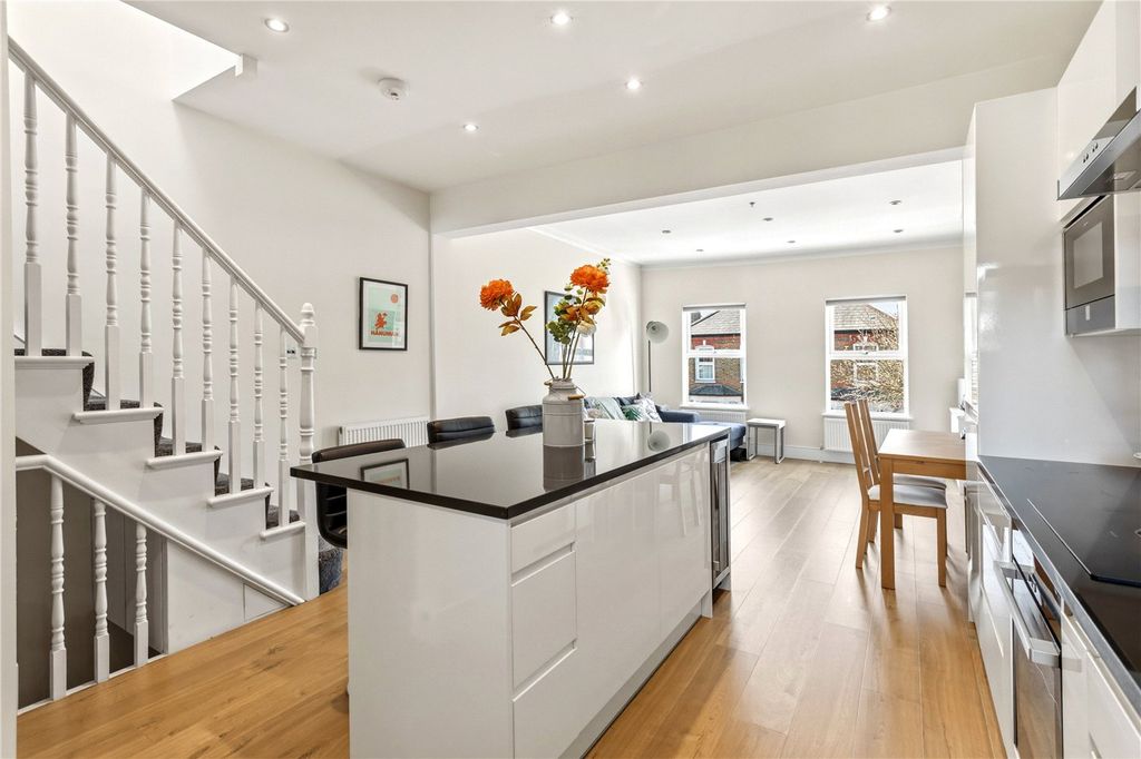 Property photo 3 of 12 Picture No. 05