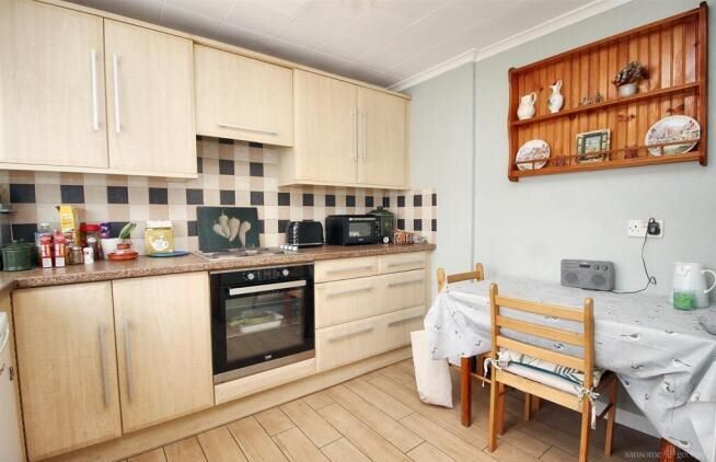 Property photo 2 of 8