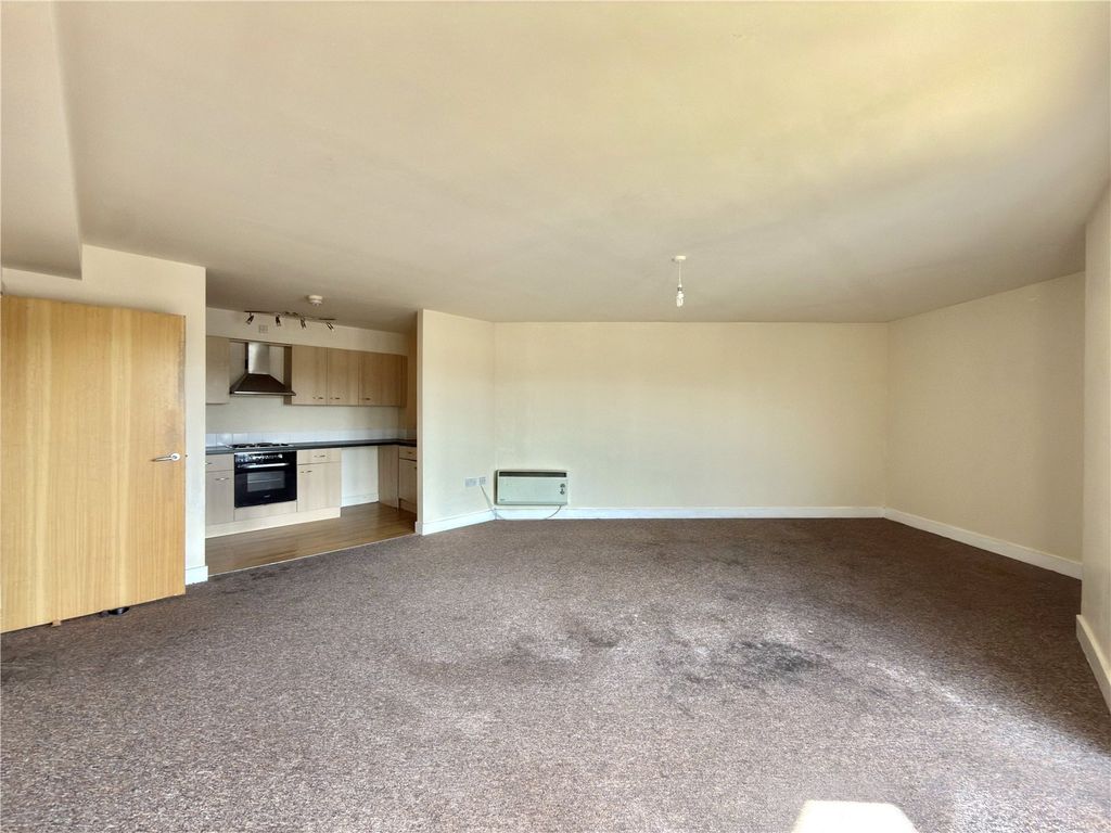 Property photo 3 of 11 Picture No. 06