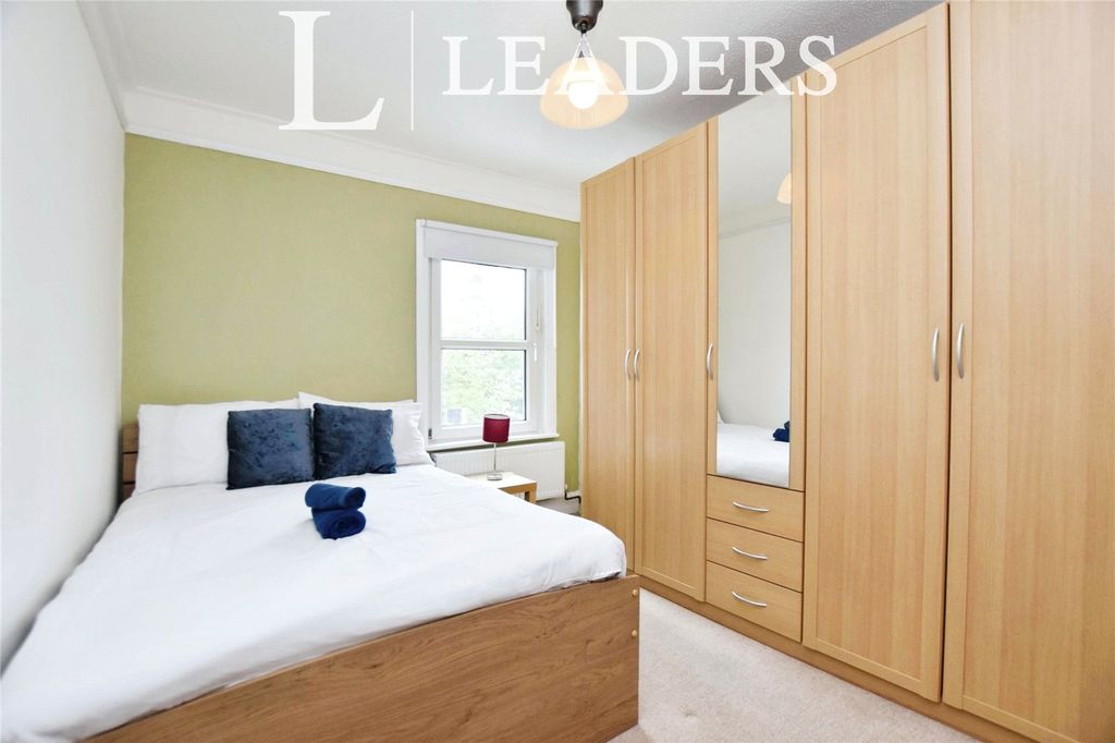 Property photo 1 of 7 Picture No. 06