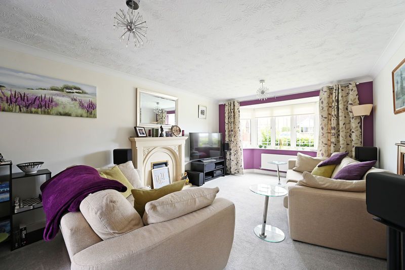 Property photo 2 of 32 Living Room