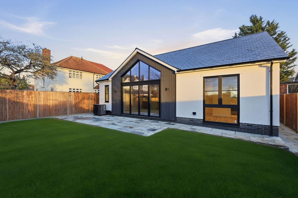 Property photo 1 of 22