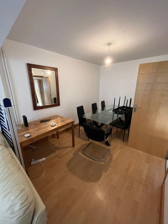 Property photo 2 of 9 9159314.Jpg