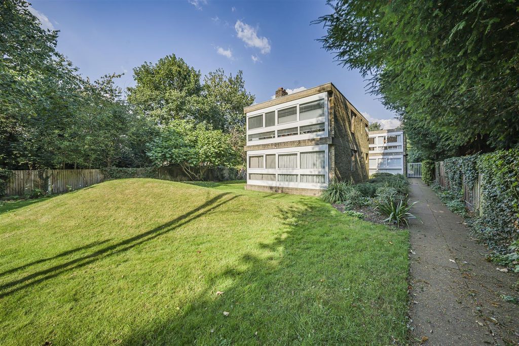 Property photo 1 of 15 Property Photo