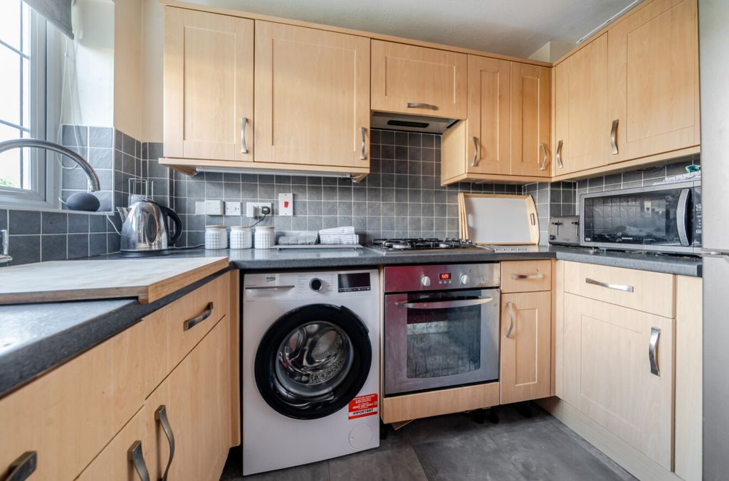 Property photo 3 of 21 1414997-8-699Ecc7060B9E