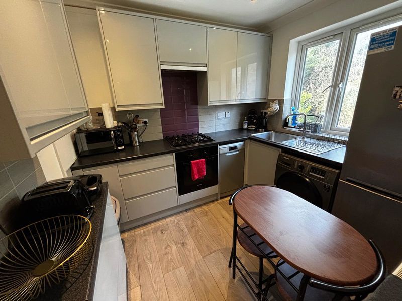 Property photo 3 of 13 Photo 10