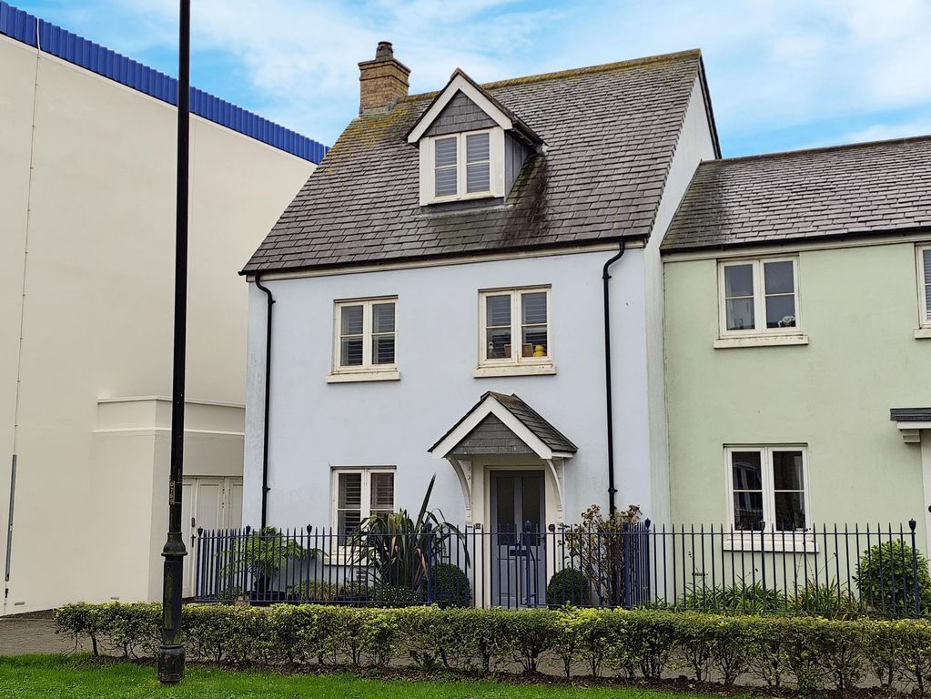 Property photo 1 of 22 External