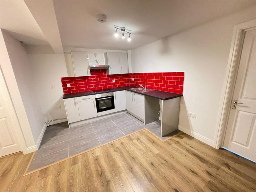 Property photo 1 of 4