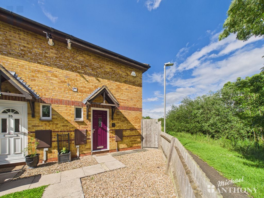 Property photo 1 of 13 F09Be76F8Ede45Ac96F3Faee0Abe9F5B_100_Cam03218G0-Pr1058-Still027