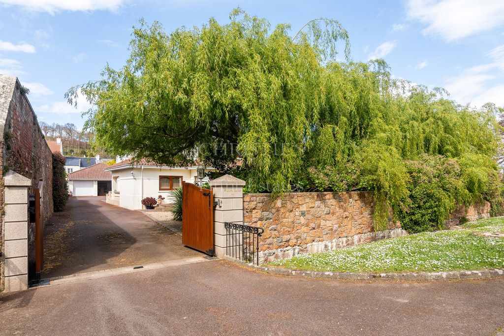 Property photo 2 of 30 Not Specified