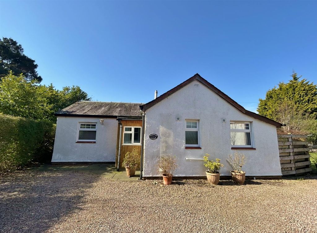 Property photo 2 of 45 Greenways Cottage