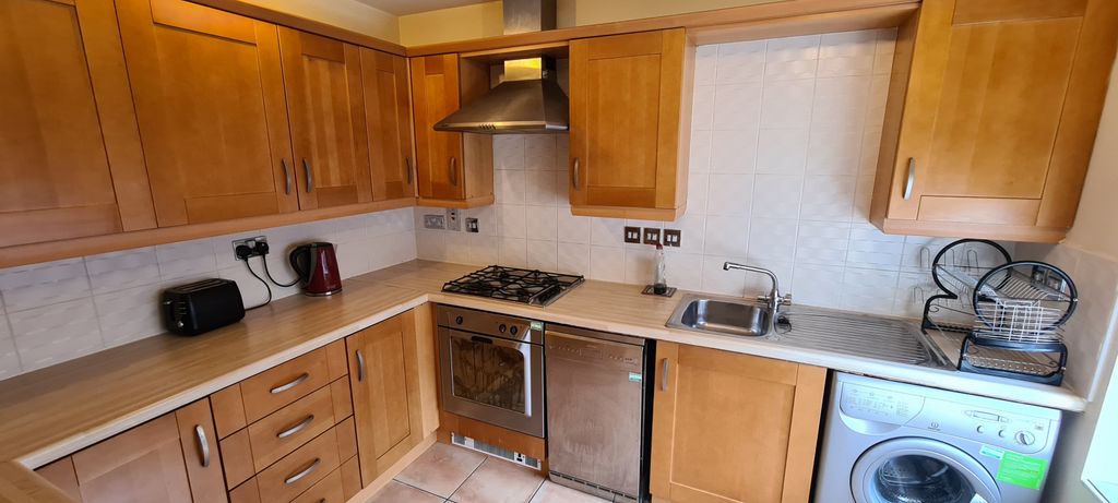 Property photo 3 of 16 Gallery