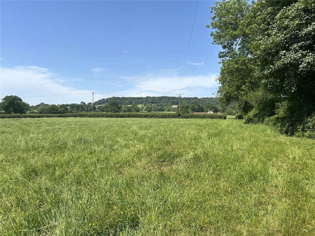 Property photo 2 of 4 Picture No. 21