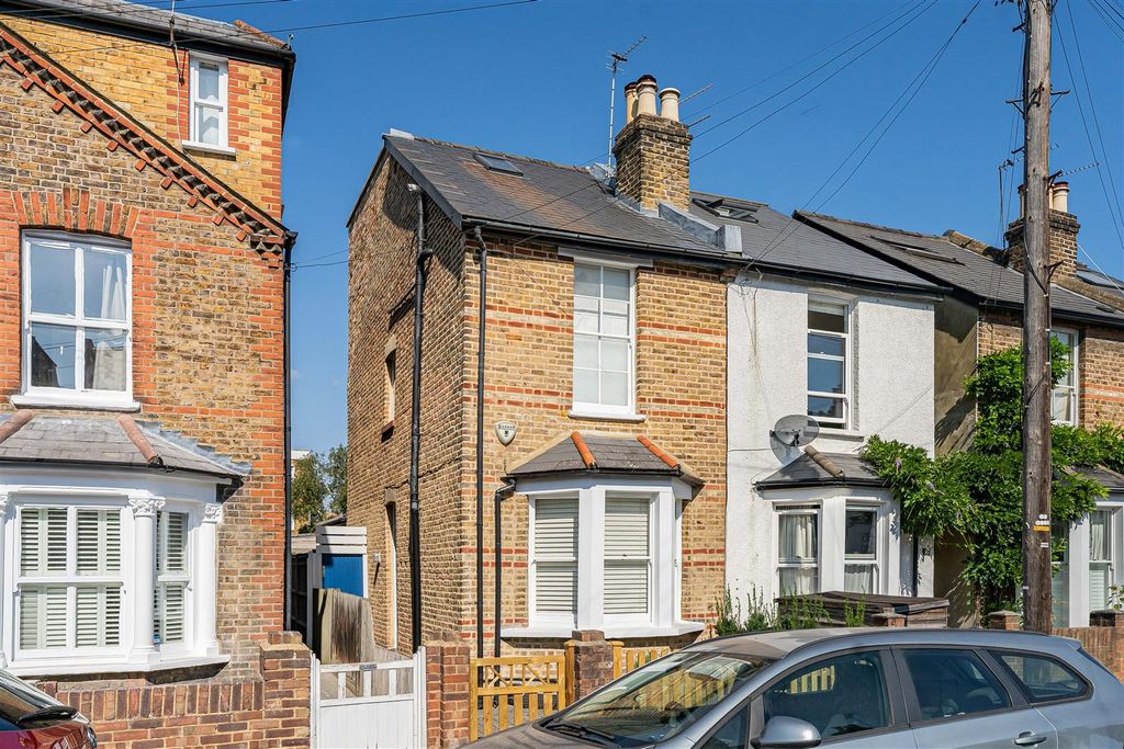 Property photo 1 of 27