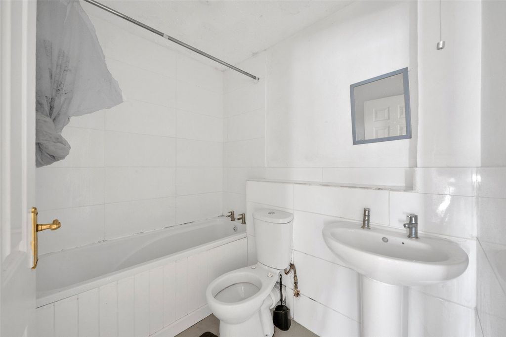 Property photo 3 of 11 Picture No. 08