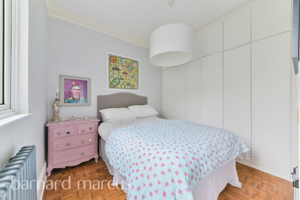 Property photo 3 of 8 Bedroom