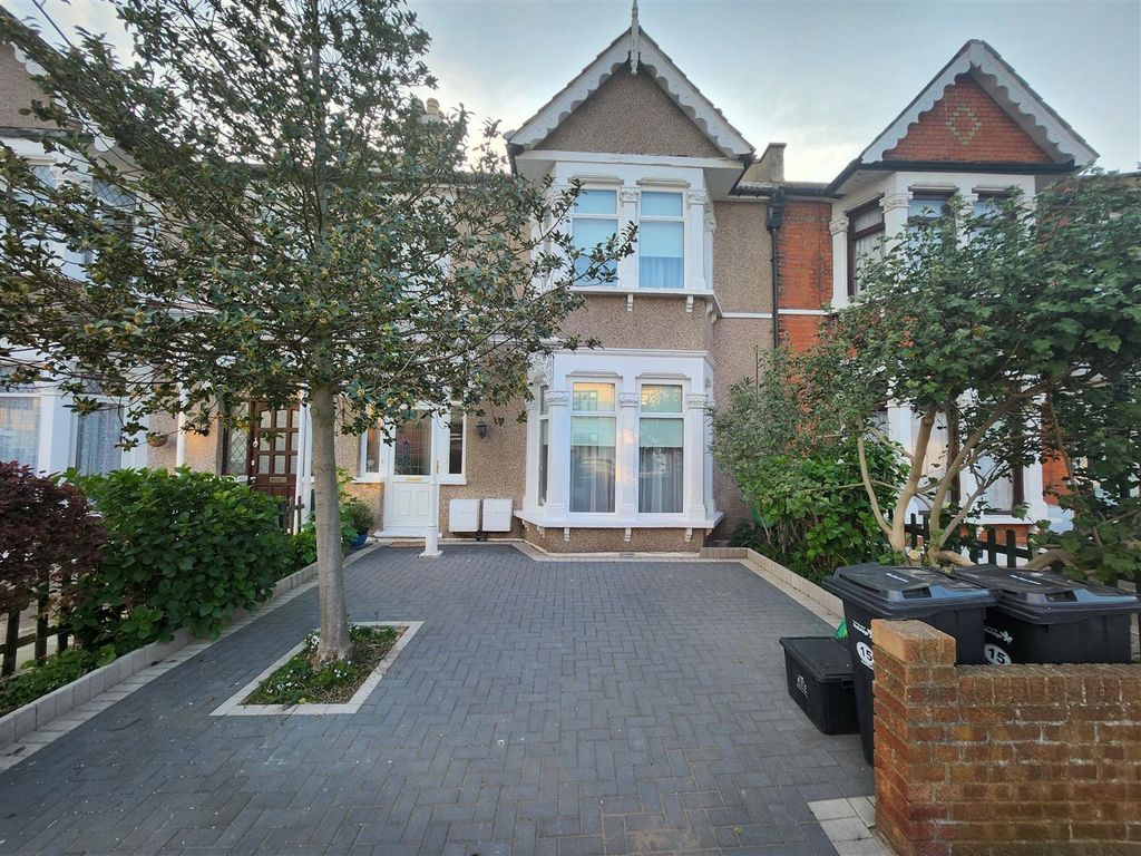 Property photo 1 of 8 Frnt.Jpg