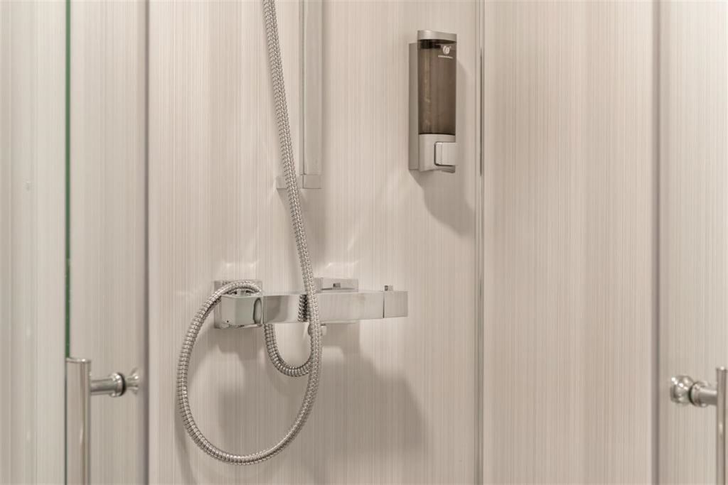 Additional image 10 of Studio to rent28-30 Lister Gate NG1