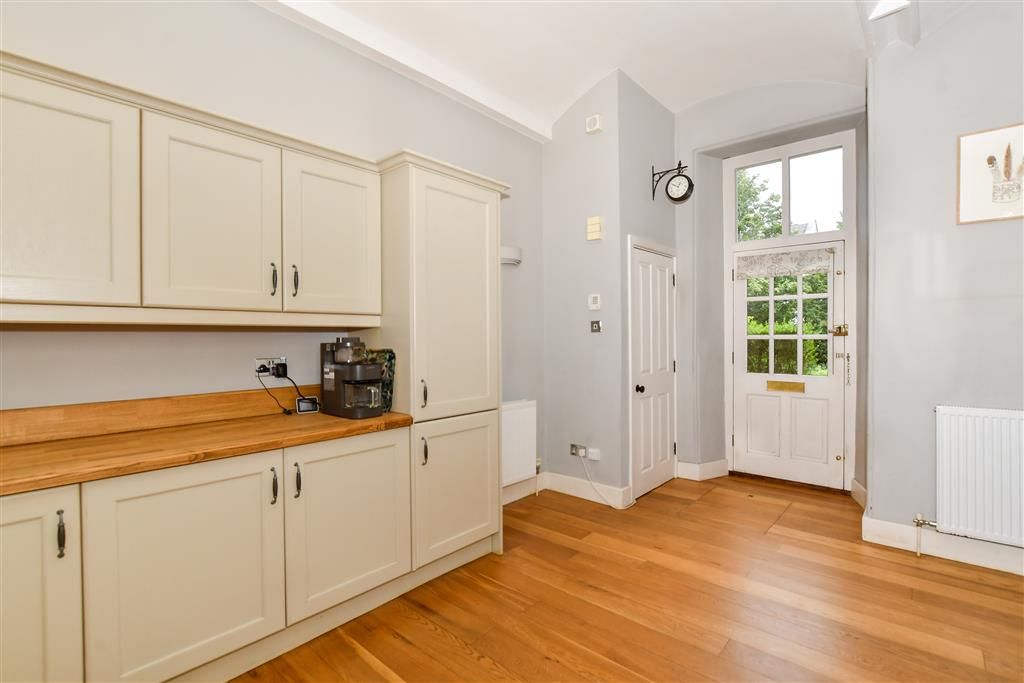 Property photo 2 of 15 Kitchen/ Breakfast Room