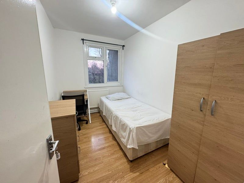 Property photo 1 of 4