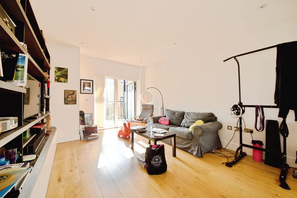 Property photo 2 of 12 Open Plan Living