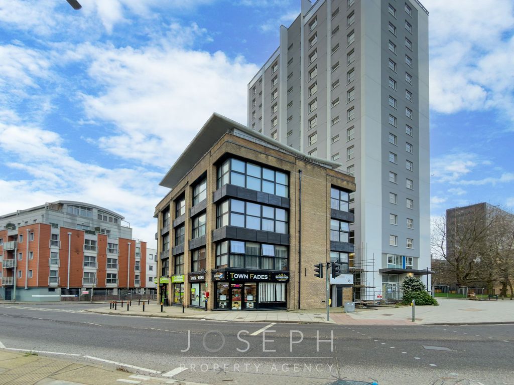 Property photo 1 of 5