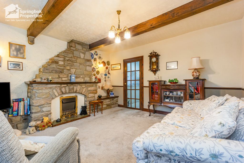 Property photo 2 of 11 Image 2