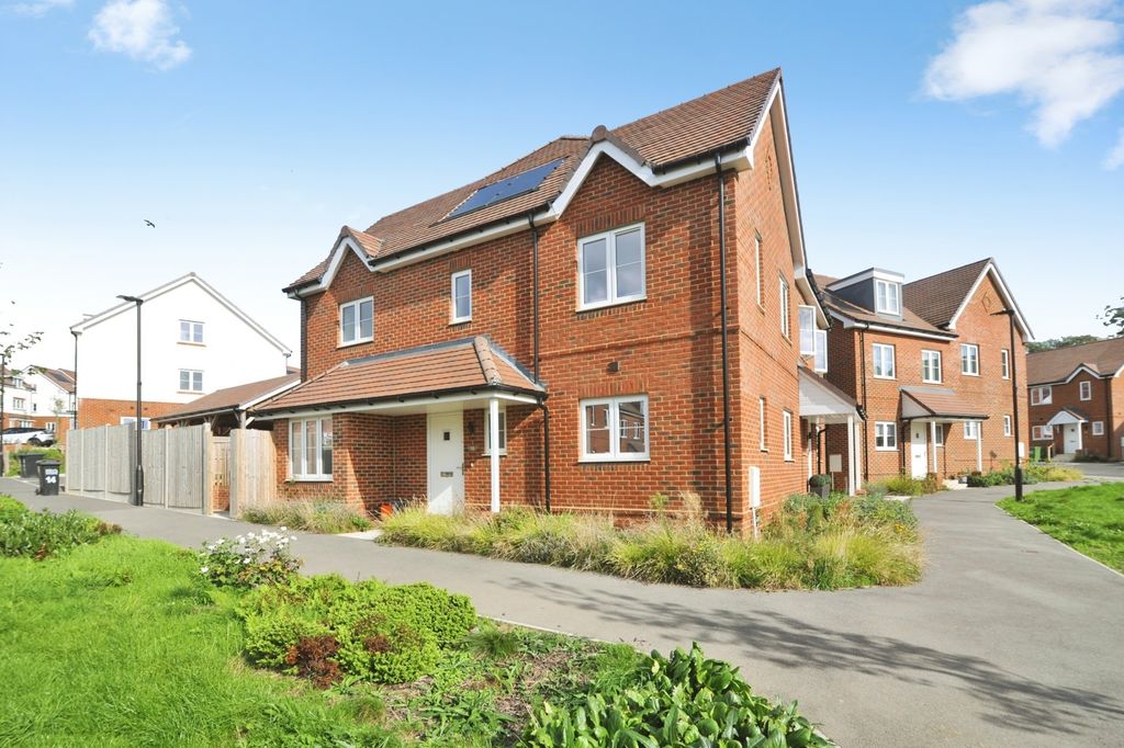 Property photo 1 of 16 Pbox-Img.Jpg