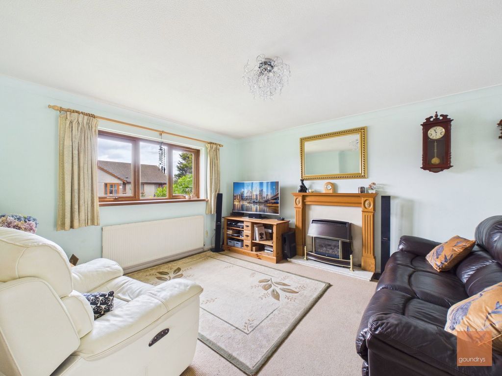 Property photo 3 of 18