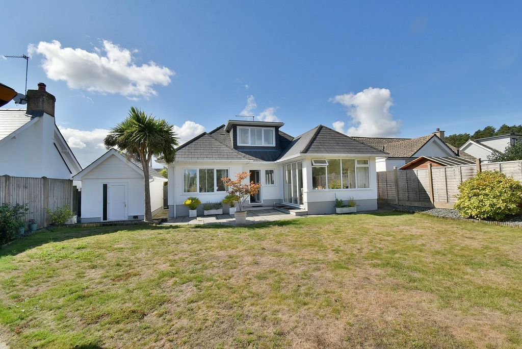 Property photo 3 of 22