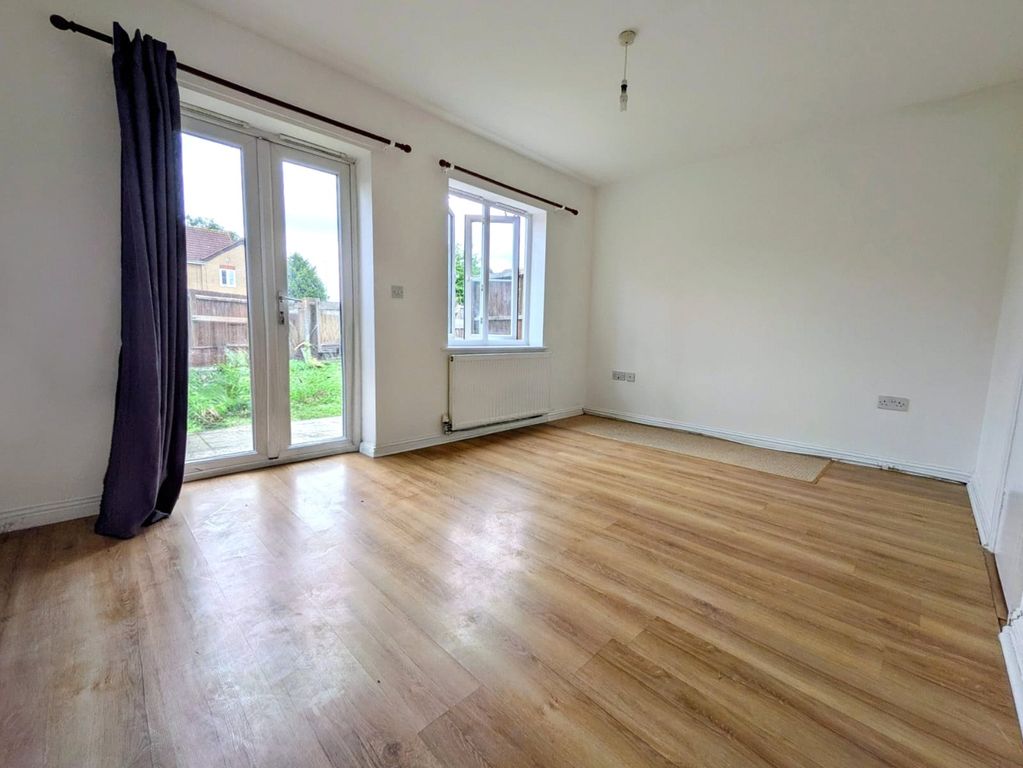 Property photo 2 of 9 Picture No. 02