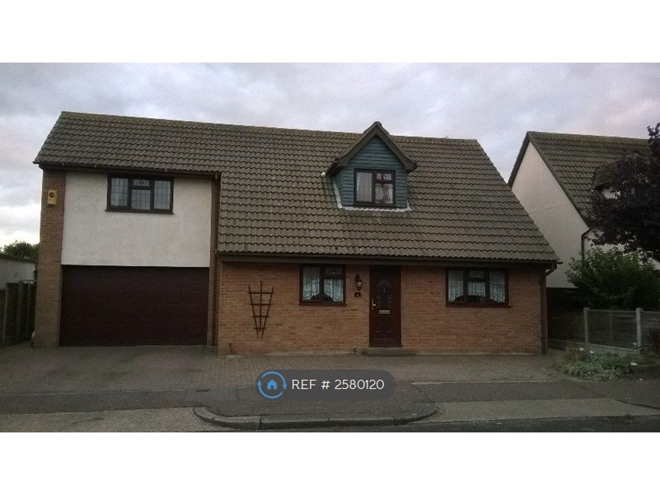 Property photo 2 of 24