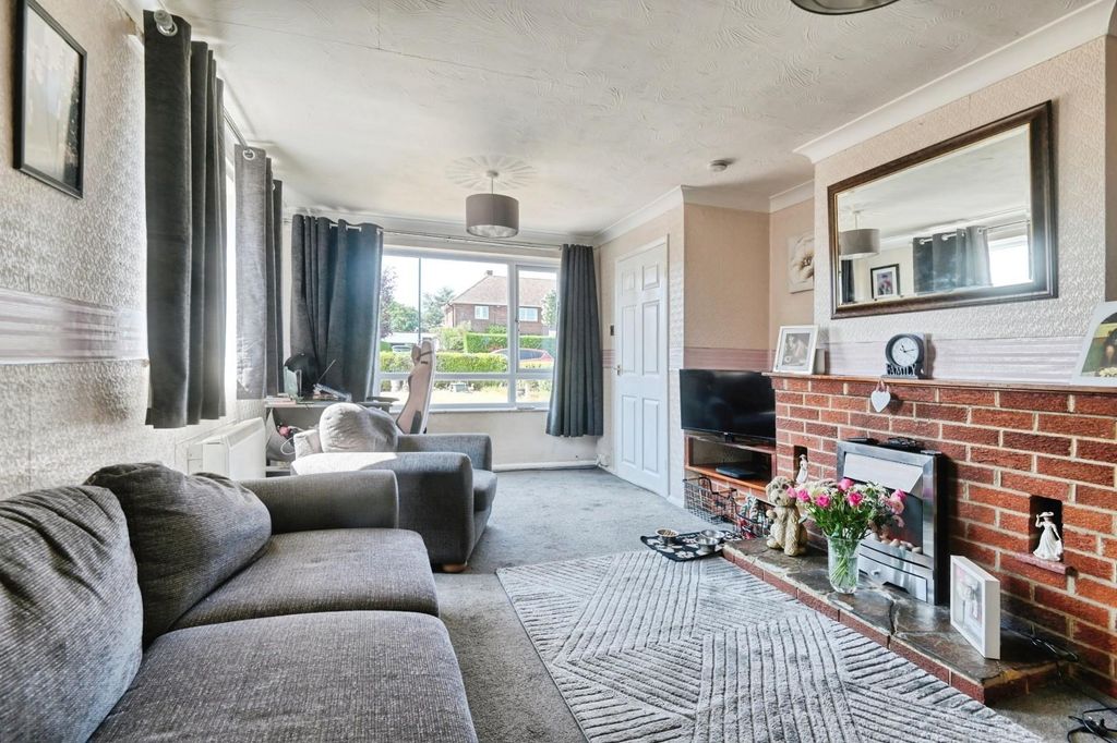 Property photo 3 of 15 26Man3.Jpg