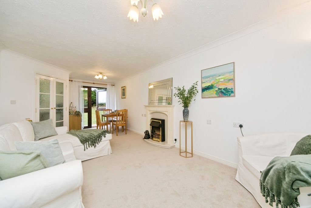 Property photo 2 of 18 Pbox-Img.Jpg