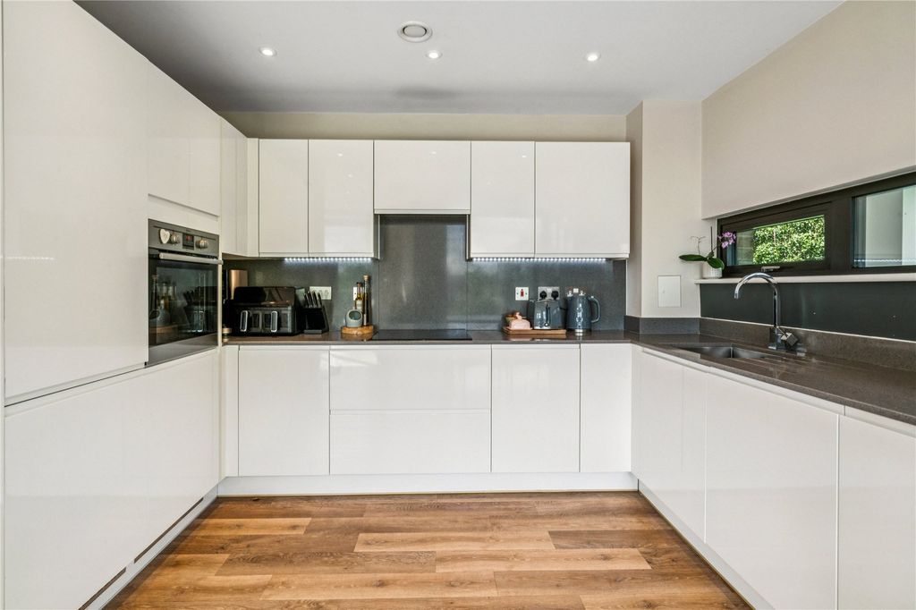 Property photo 3 of 10 Picture No. 07