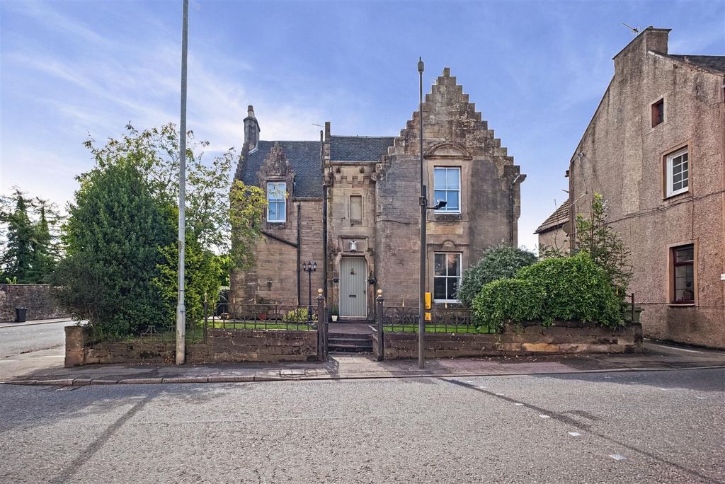 Property photo 1 of 32 Kirk Street-9.Jpg