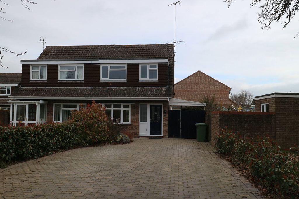 Property photo 1 of 18