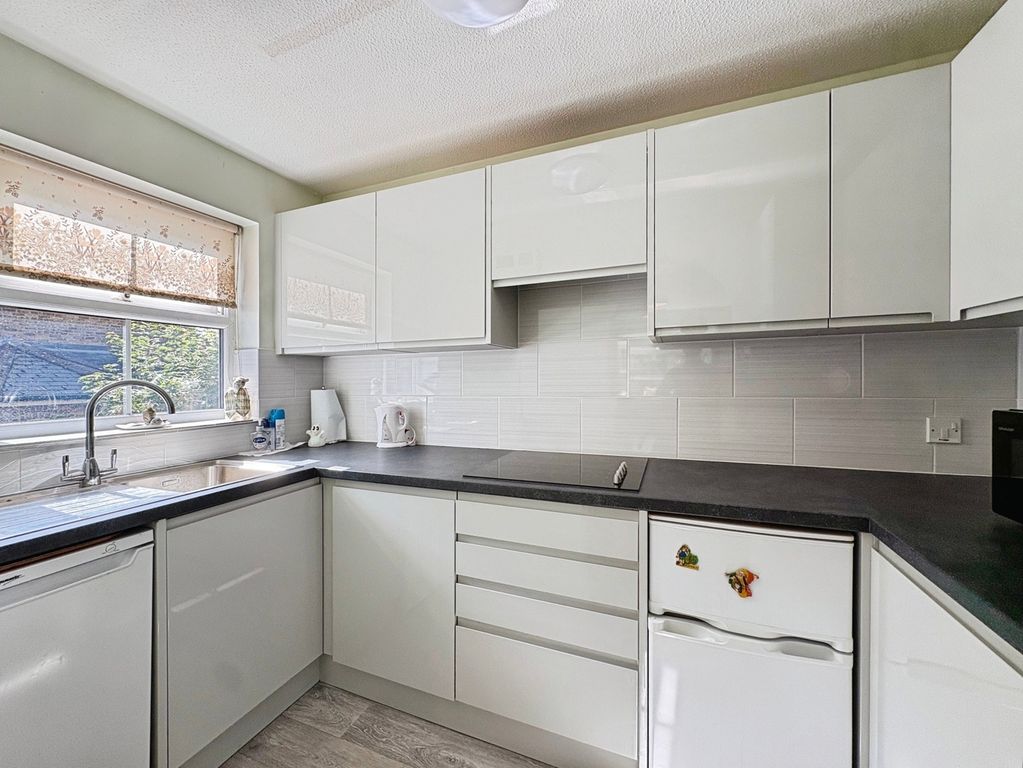 Property photo 2 of 7 Pbox-Img.Jpg
