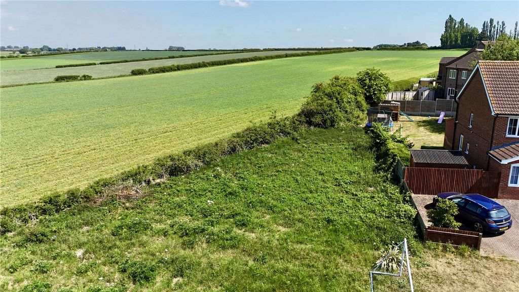 Property photo 2 of 8 Picture No. 06