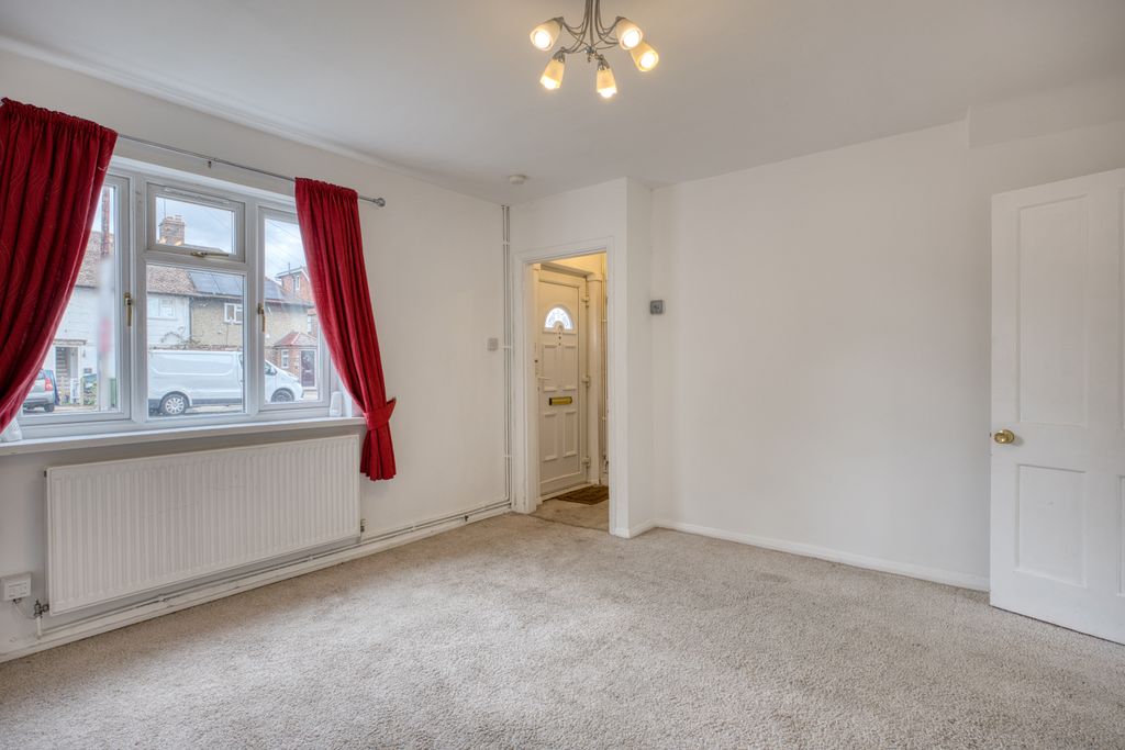 Property photo 3 of 19