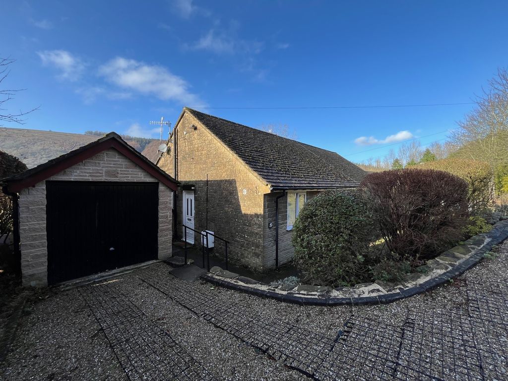 Property photo 2 of 13 Image