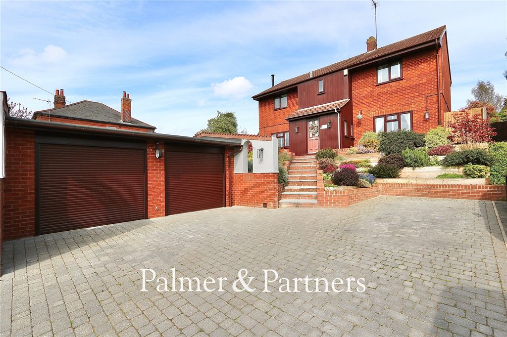 Property photo 1 of 43 Picture No. 01