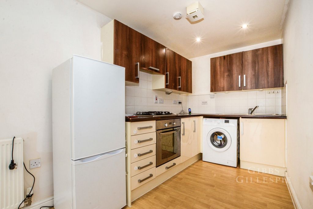 Property photo 1 of 10 Pbox-Img.Jpg