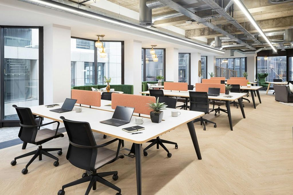 Property photo 3 of 17 4th Floor