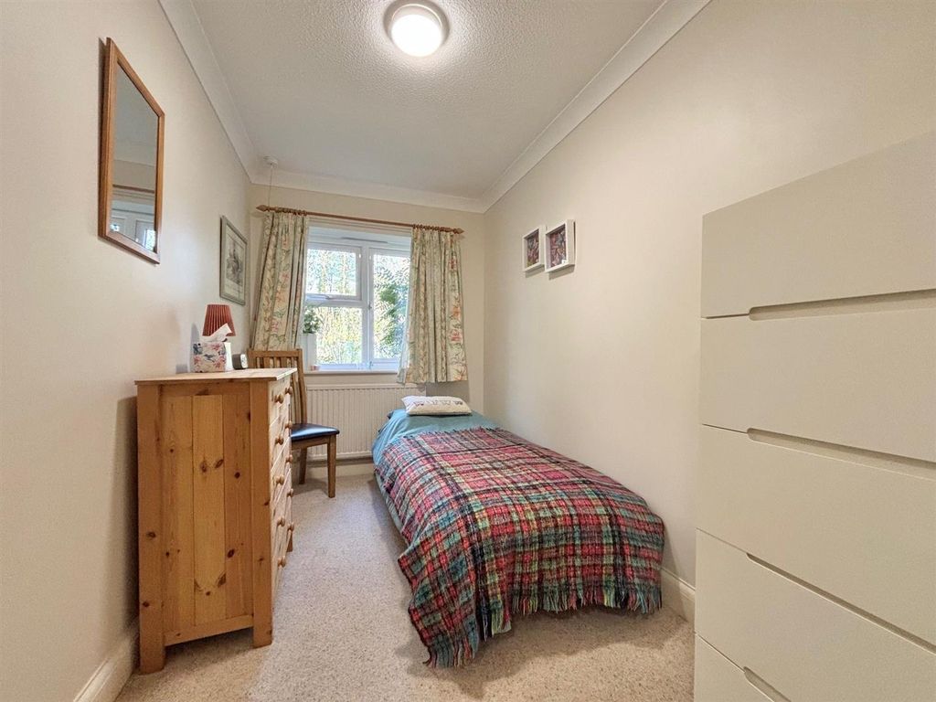 Property photo 2 of 18 Bedroom Two