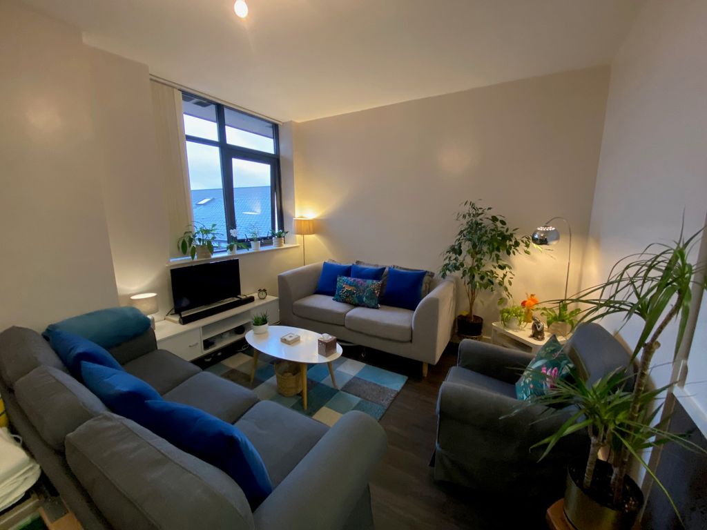 Property photo 1 of 14 Image