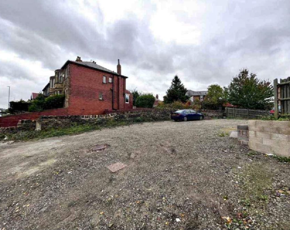 Property photo 3 of 4